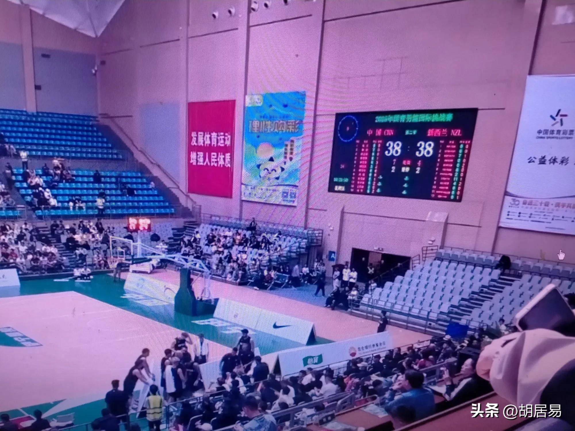 半岛体育官网-关于红烧赛季首战，球员们展现出色表现的信息