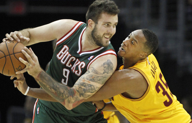 半岛体育登入-贝尔格莱德游击客场告捷，晋级前景一片光明的简单介绍